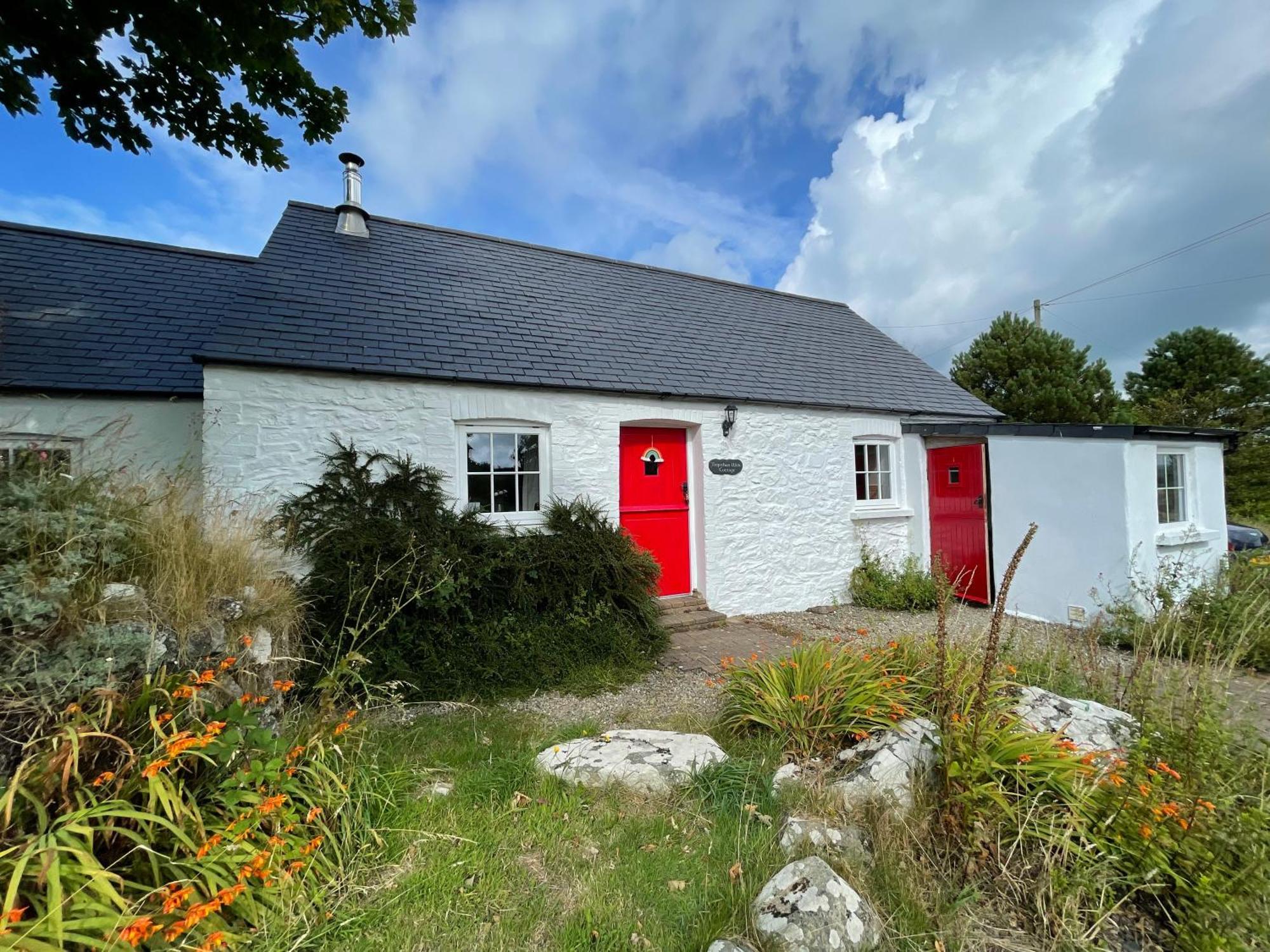 The Dairy @ Trefechan Wen Goodwick Exterior foto